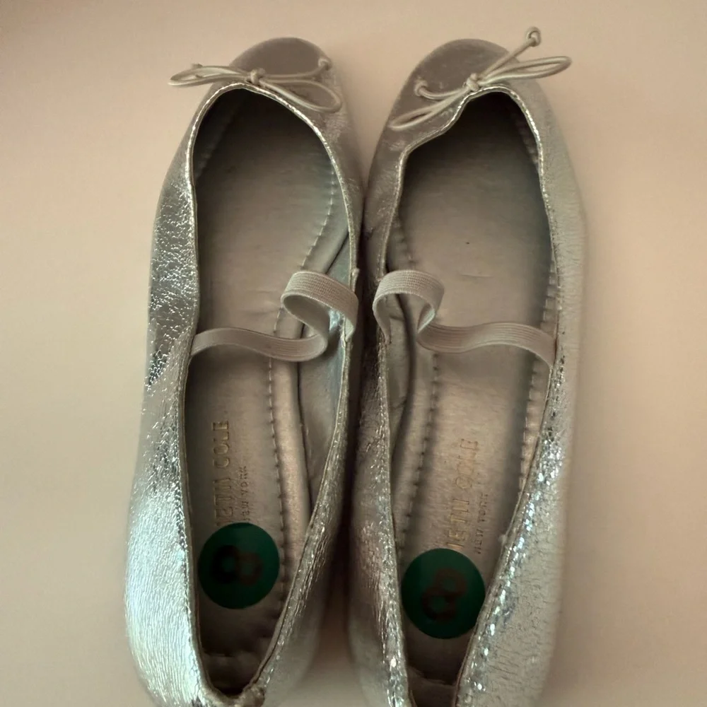 Kenneth Cole Silver Metallic Ballet Flats with Bow Women’s 8 NEW